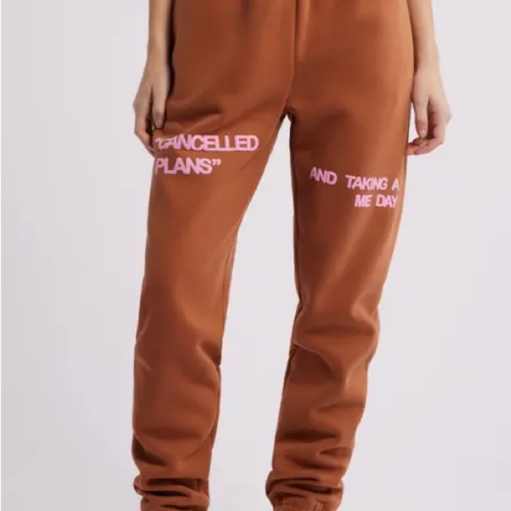 Stylish Brown Joggers with Pink Accents